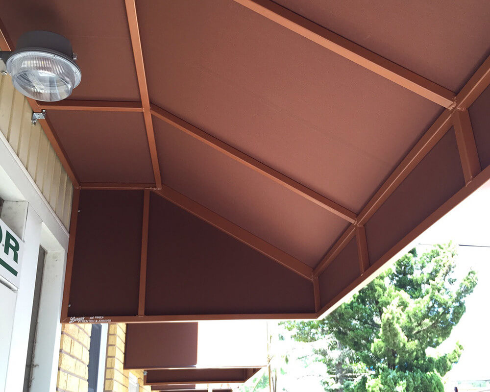 berges-awning-staple-on-awnings-05
